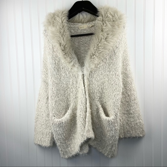 Anthropologie Sleeping On Snow Venla Fluffy Faux Fur Cardigan Cream Silver Med - Picture 5 of 15